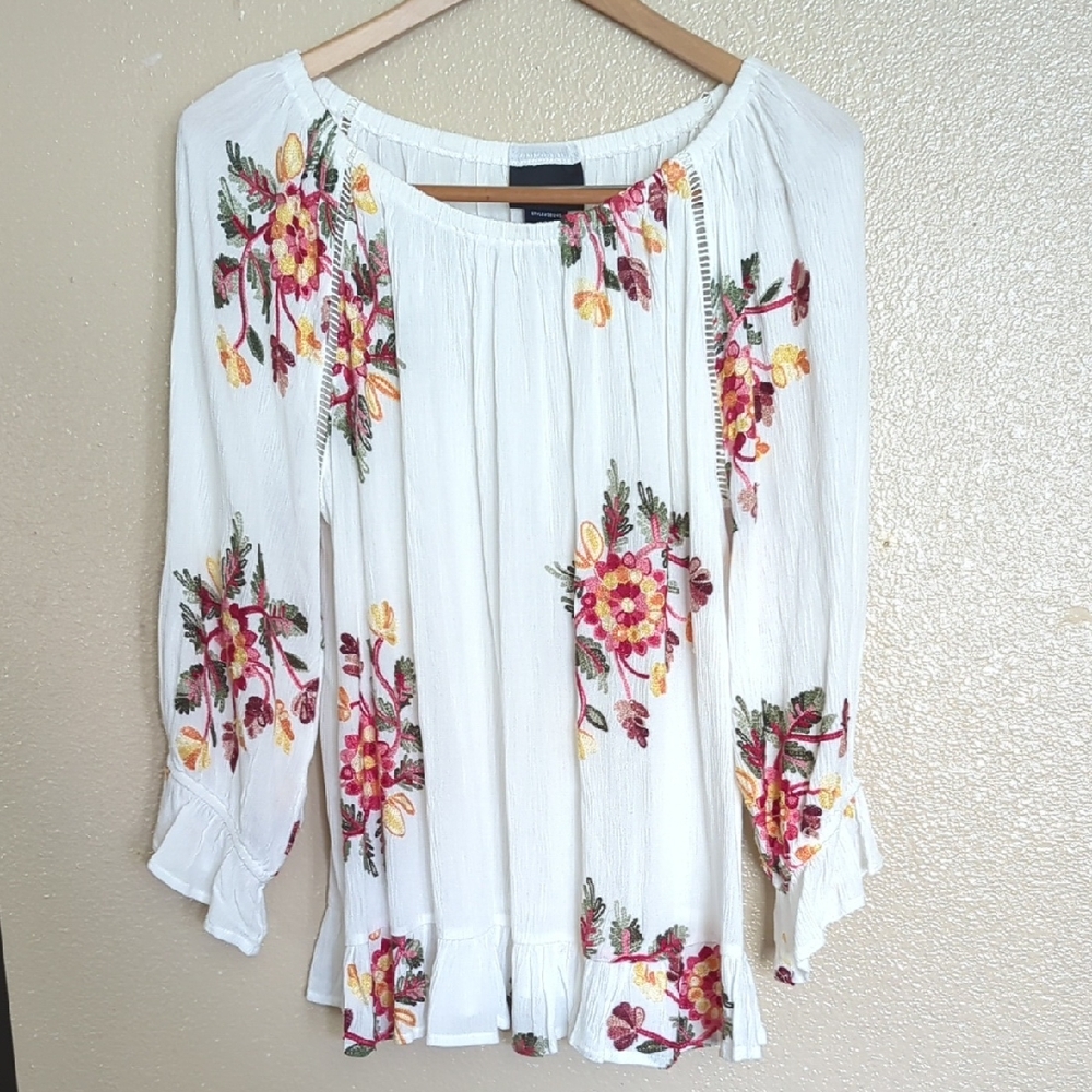 ⚡4x1 Bundle Casual Tops Anne Klein White Blouse with Floral Design